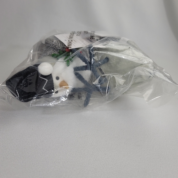 (2) Target Featherly Friends Bird ISKALL - Picture 6 of 11